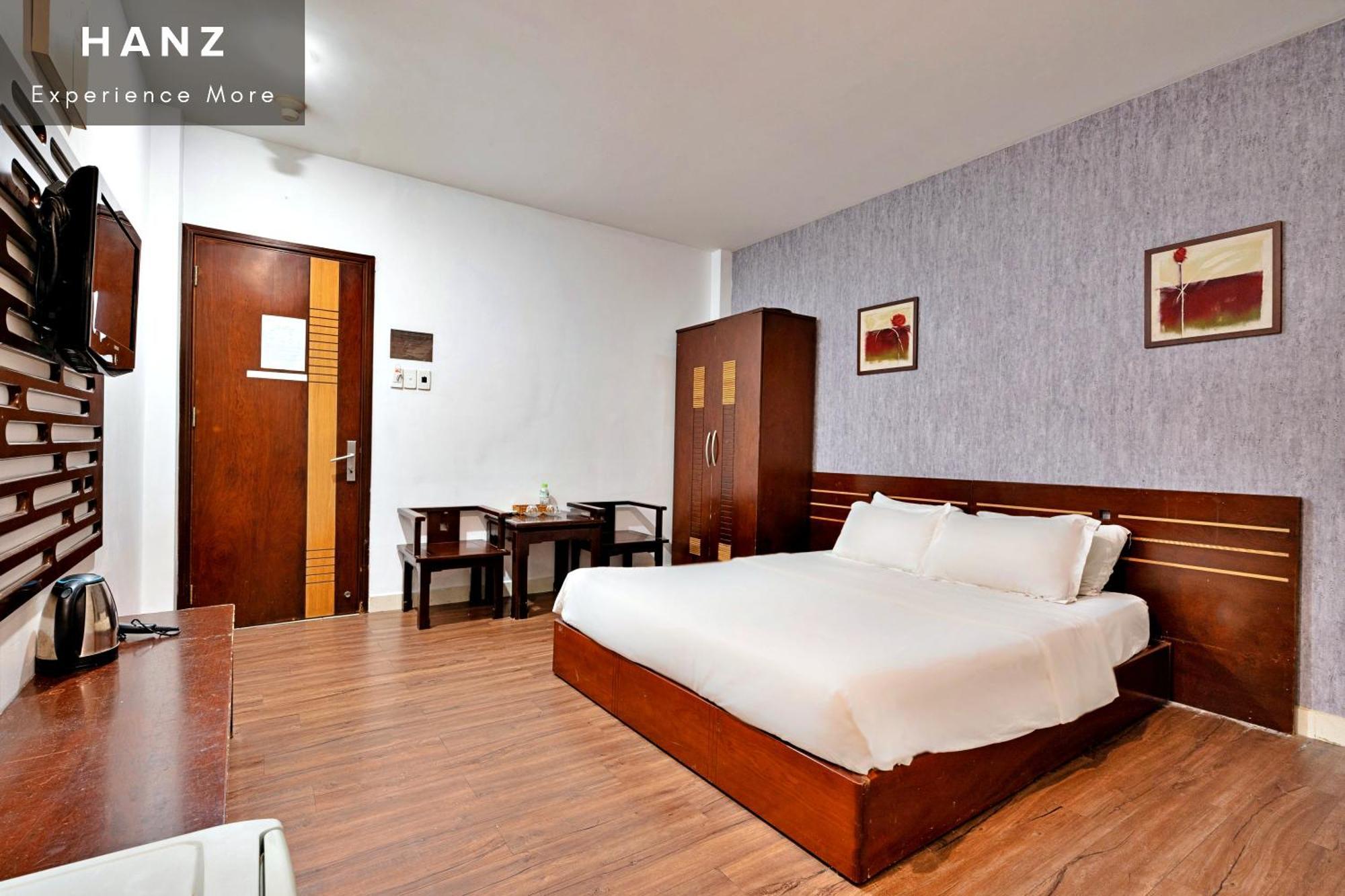 Hanz 82 Sen Saigon Khách sạn hẻo lánh 3*